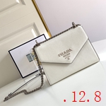 スーパーコピーブラダバッグ